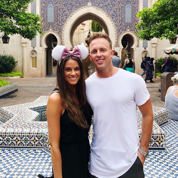 Meet your Posher, Felicia - Picture 2 of 8